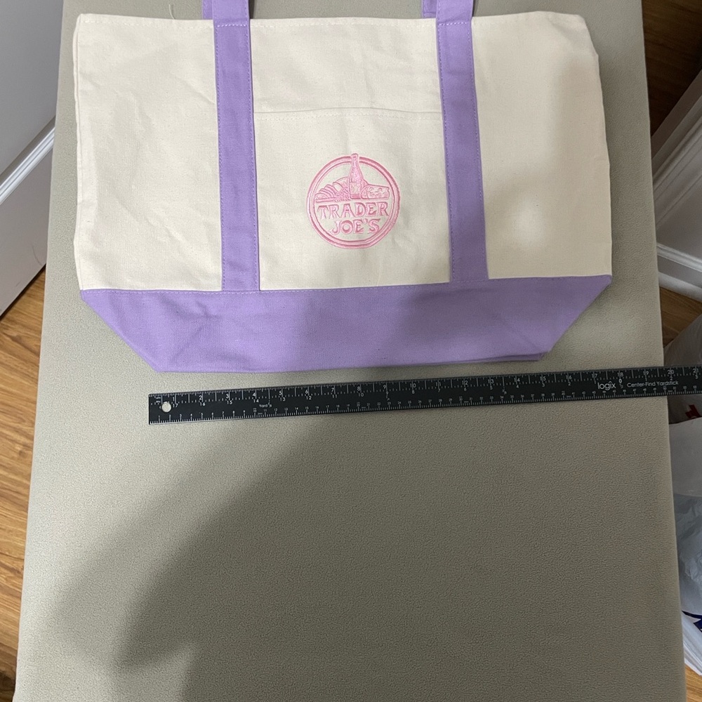NWT Big Spring 2026 Trader Joe’s Big Canvas Tote Bag Lavander - Picture 5 of 7